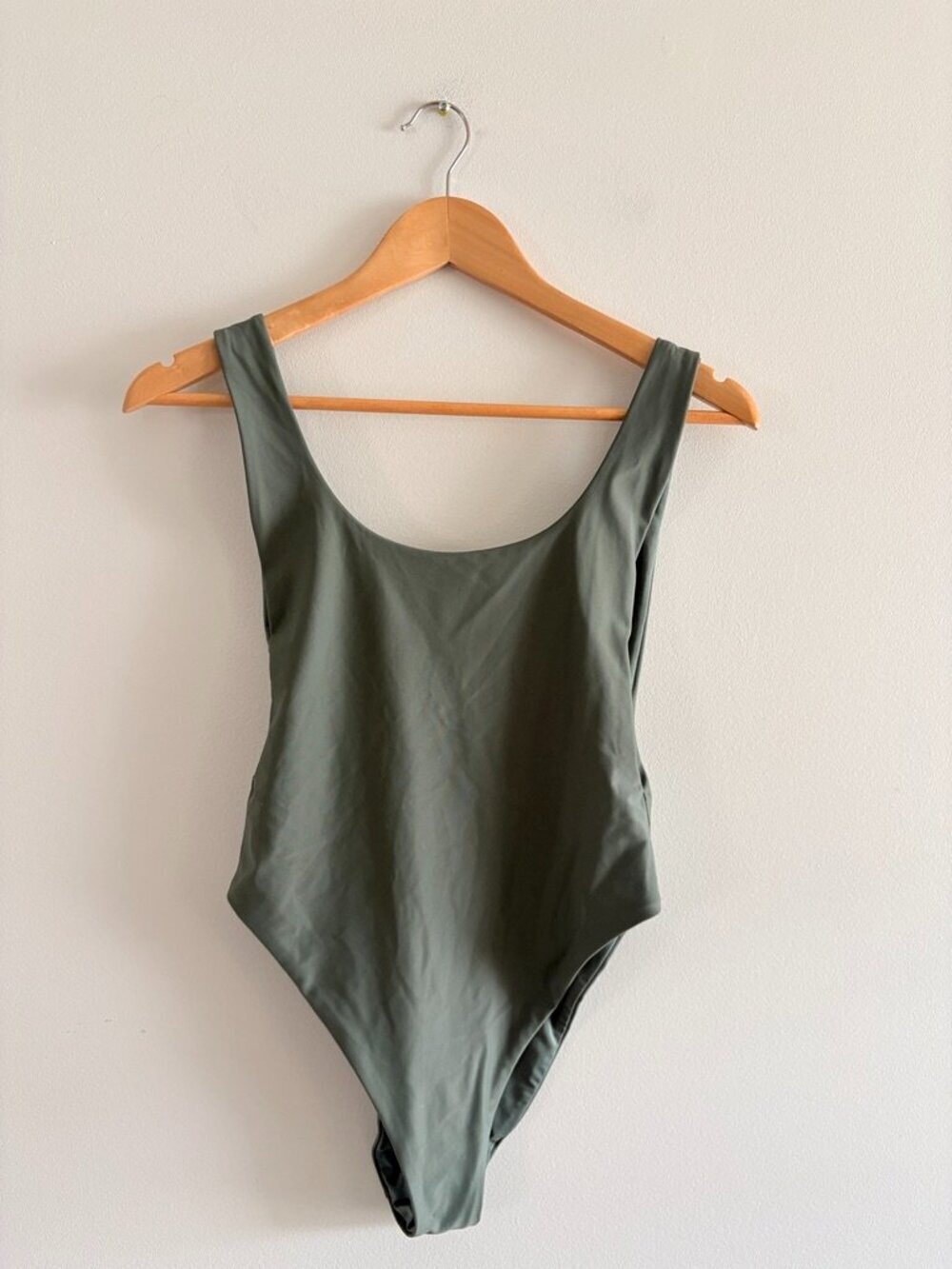 Aerie Shine Birthday Scoop Cheekiest One Piece Swimsuit Olive Green Size Medium - Picture 2 of 5